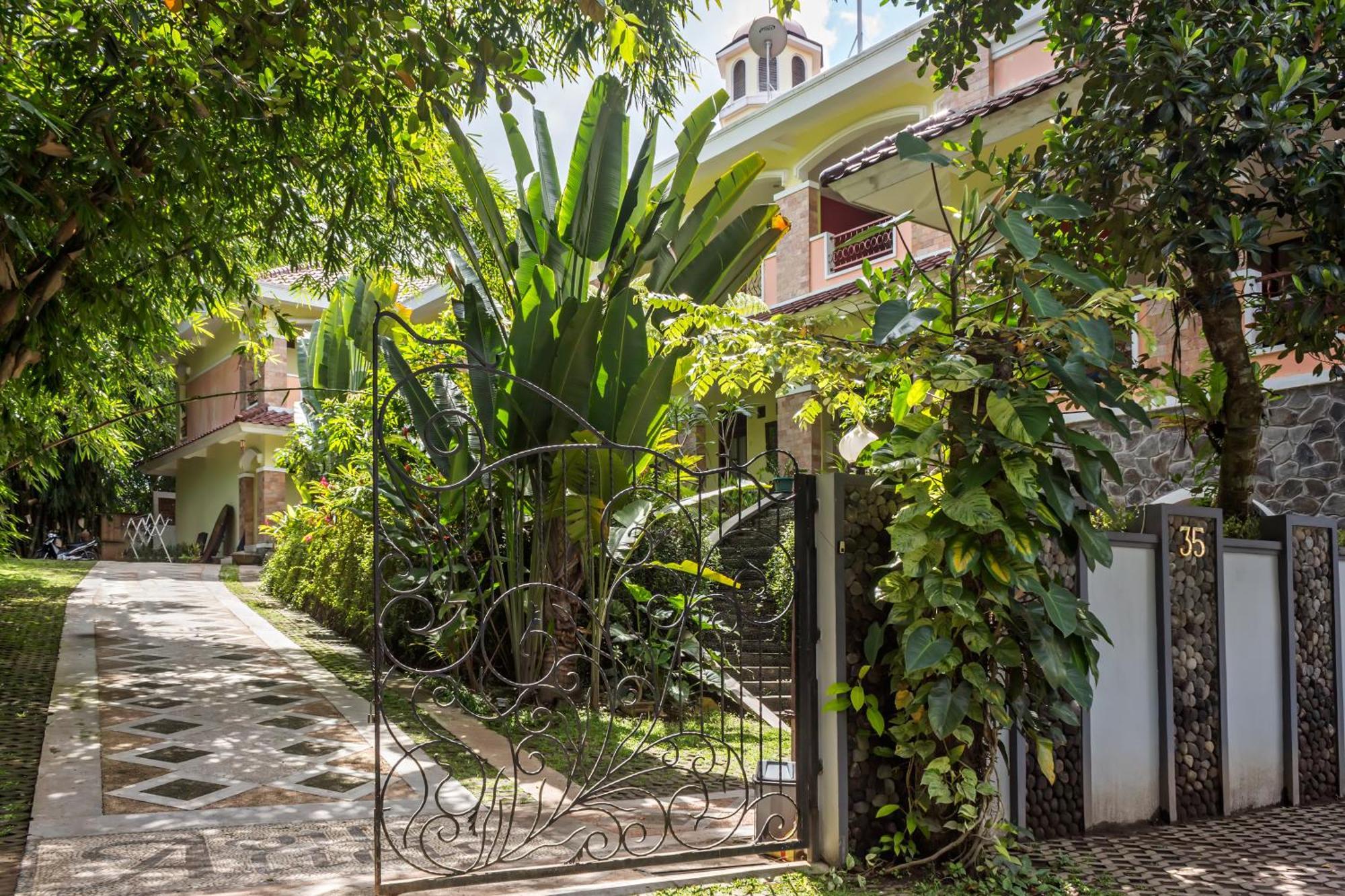 Villa Alicia Maguwo Exterior foto